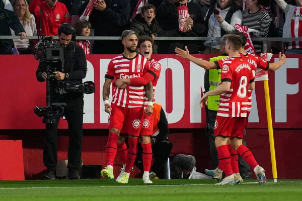 Castellanos faz quatro gols no Real Madrid e comanda vitória do Girona