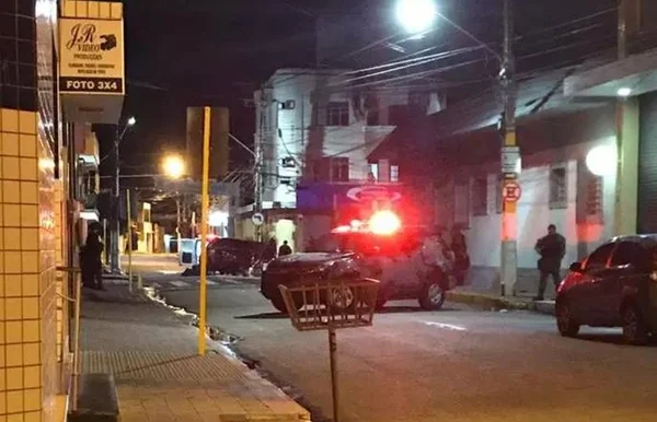 Entre os 12 mortos em ataque a bancos no Ceará, 5 são da mesma família