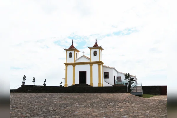 Queijo mineiro criado por frei há 70 anos tem fila de espera - destaque galeria Queijo mineiro criado por frei há 70 anos tem fila de espera - destaque galeria