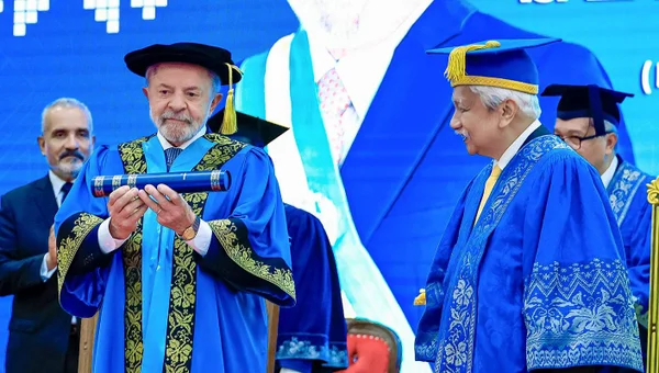 Presidente Lula recebe título de Doutor Honoris Causa, na Universidade Nacional da Malásia -- Metrópoles