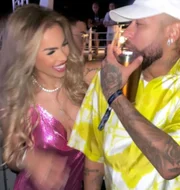 No entanto, atualmente, ela afirma ser amiga do craque e de Bruna Biancardi