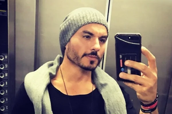 Mendigo do Pânico faz post transfóbico e acaba com fãs: “Idiota cega”