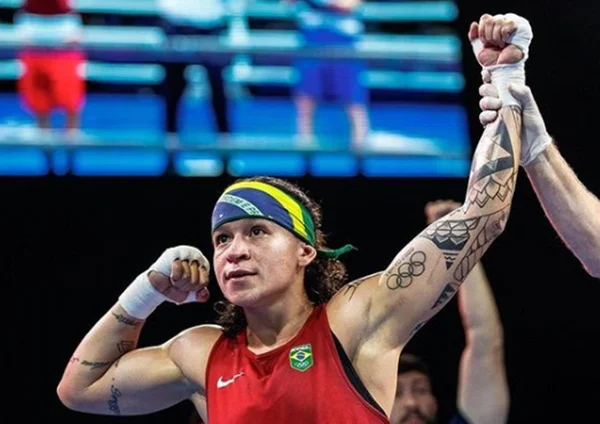 Bia Ferreira garante pódio no Mundial d eBoxe