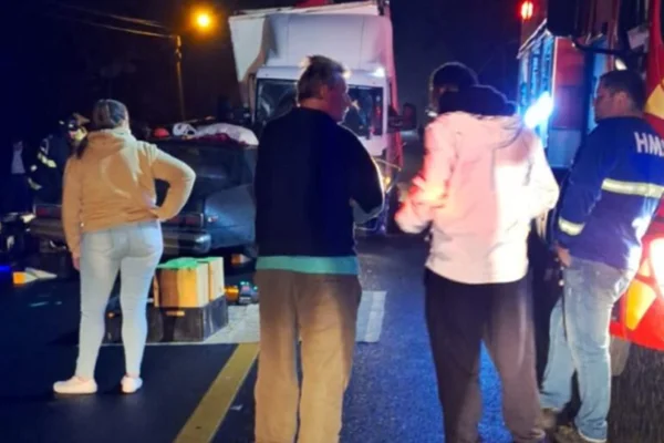 Acidente grave na BR-470 deixa três mulheres da mesma família mortas