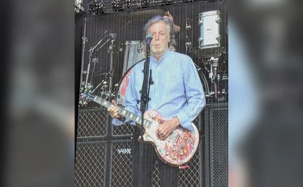 Imagem colorida de Paul McCartney