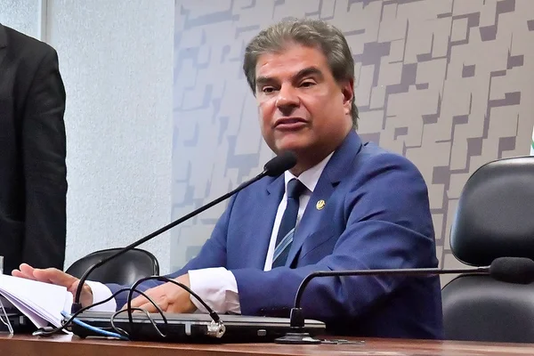 Senador Nelsinho Trad