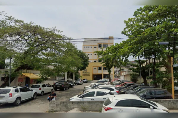 Jovem que cuidava de irmã com deficiência vê pai matar mãe a tiros