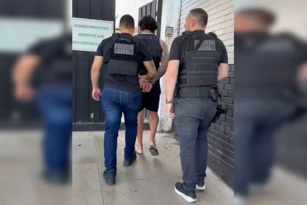 Marido é preso após ameaçar “desfigurar” rosto de companheira no DF