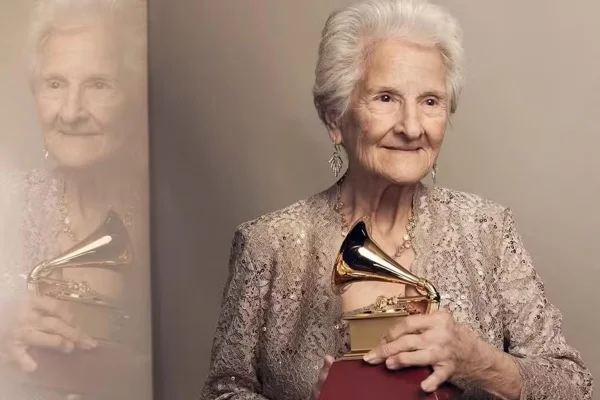 Ángela Álvarez, cantora cubana - Metrópoles