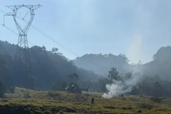 Queda de helicóptero em Pomerode mobiliza equipes de socorro