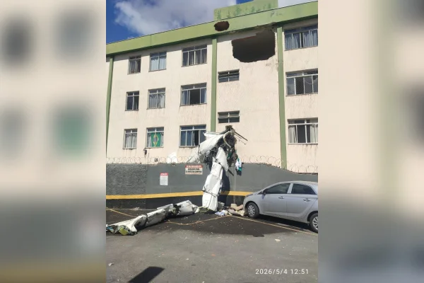 Avião que caiu em BH tinha cinco tripulantes; dois morreram