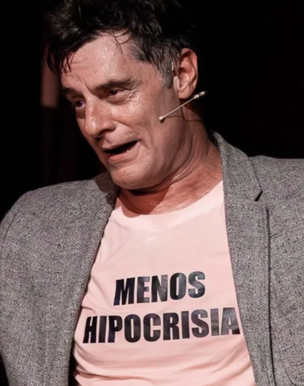 Renato Scarpin desabafa após se apresentar para apenas 4 pessoas - destaque galeria Renato Scarpin desabafa após se apresentar para apenas 4 pessoas - destaque galeria