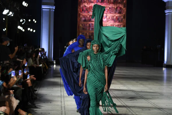 Primavera/verão 2022 by Rochard Malone x Mulberry no London Fashion Week