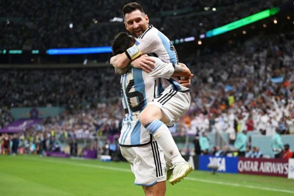 Jogadores da Argentina comemoram gol na Copa do Mundo - Metrópoles
