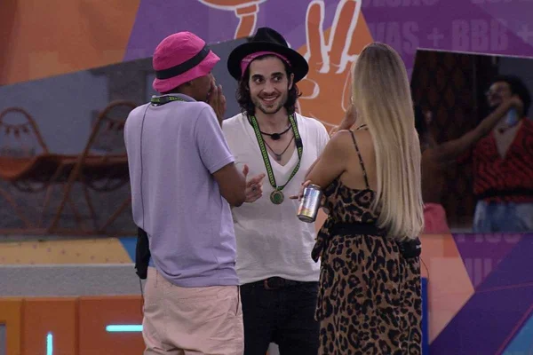 bbb21 lucas penteado fiuk sarah