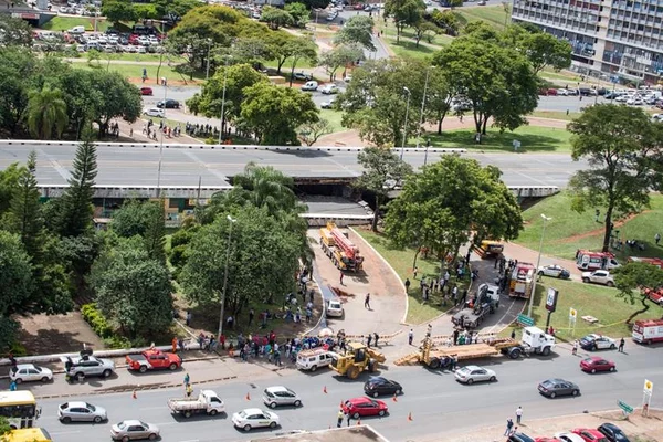 Após 483 dias, viaduto do Eixão é liberado parcialmente