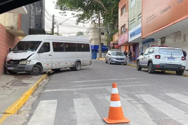 van batida na parede