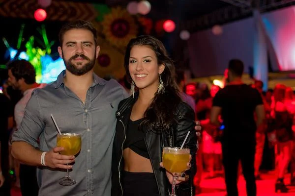 Victor Vidal e Marianna Mendes Victor Vidal e Marianna Mendes