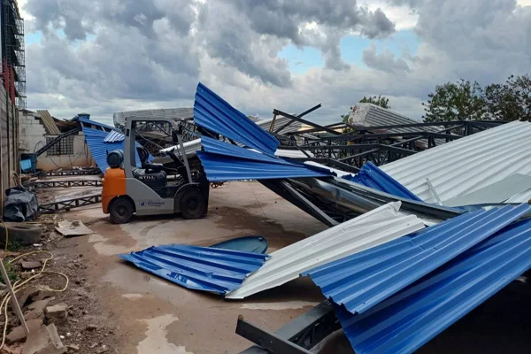 Forte vendaval fez galpão desabar e matar trabalhador no DF