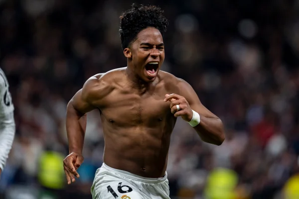 Foto colorida de Endrick, atacante do Real Madrid - Metrópoles