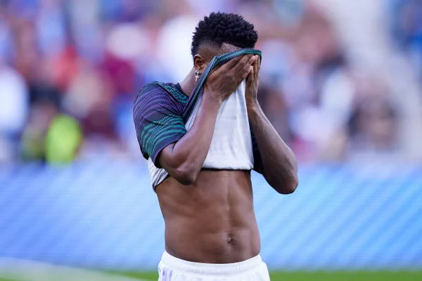 Vinícius Jr. quer criar projeto antirracismo para crianças do Brasil
