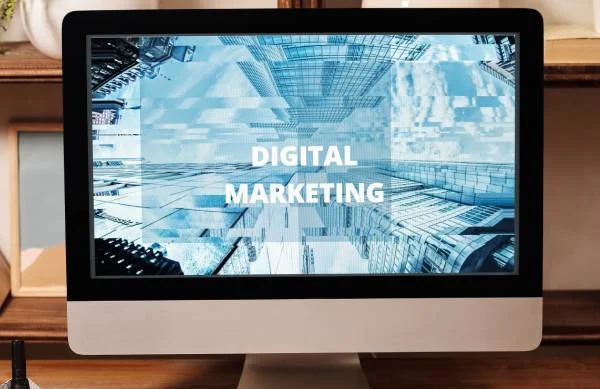Curso gratuito de Marketing debate estratégias e tendências