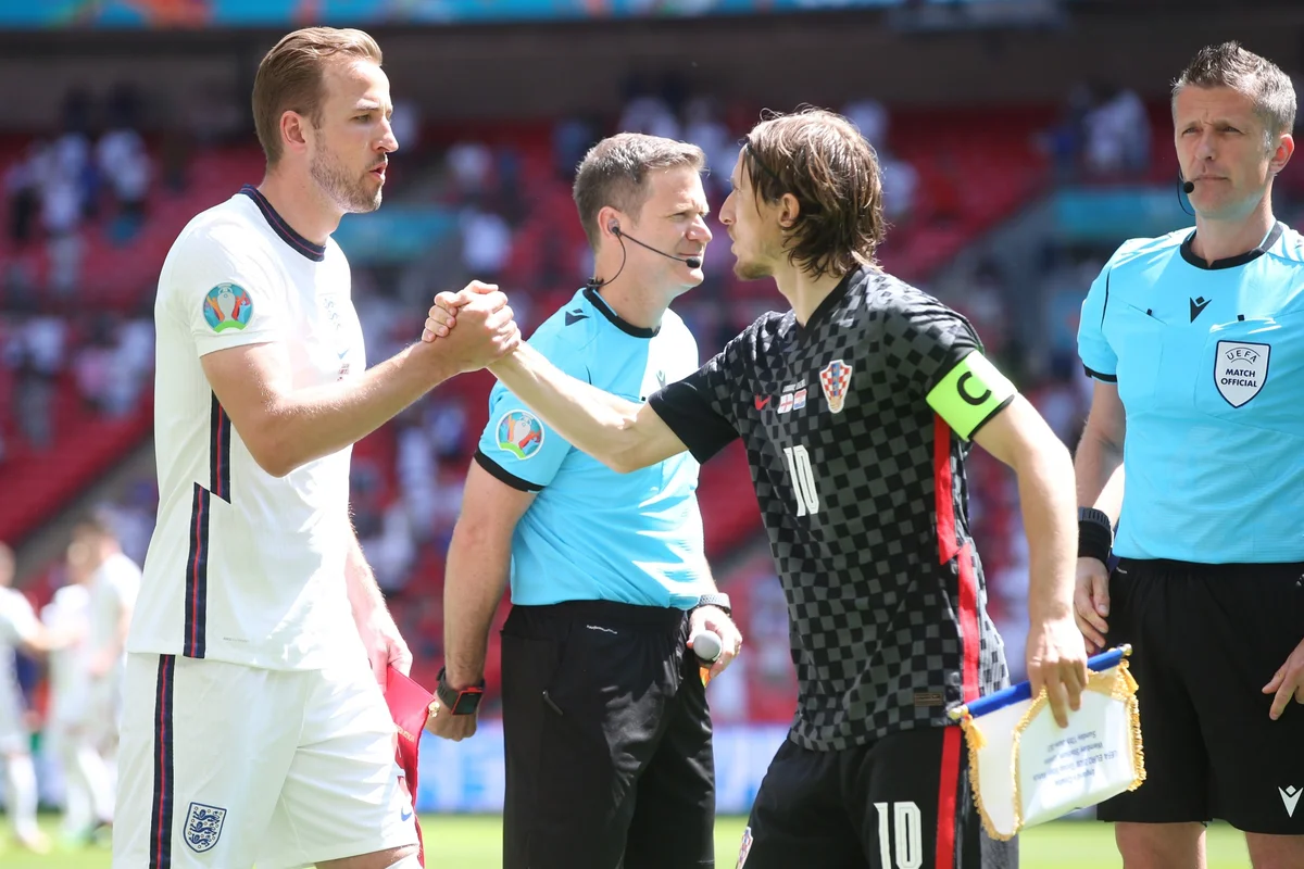 Inglaterra amplia e faz 4 x 2 contra a Croácia na Copa do Mundo; siga - imagem 1 Inglaterra amplia e faz 4 x 2 contra a Croácia na Copa do Mundo; siga - imagem 1