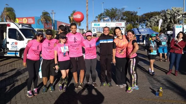 Atleta do DF pede ajuda na internet para recuperar a visão