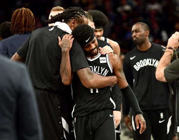 Irving faz 50 pontos em estreia, mas Nets perdem para Wolves