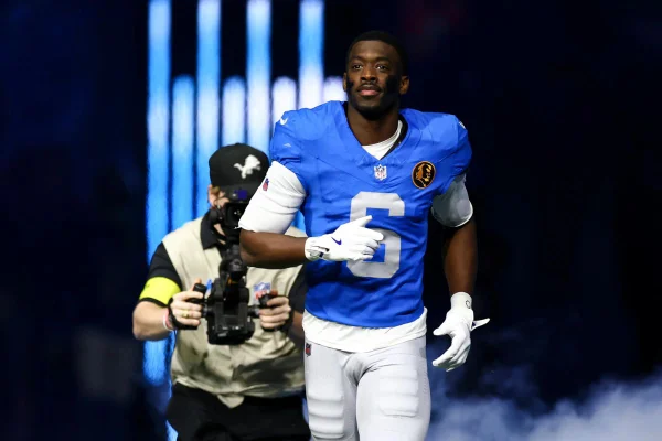 O cornerback Terrion Arnold, do Detroit Lions