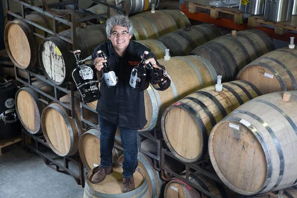 Bodebrown faz curso de cerveja caseira online com Samuel Cavalcanti