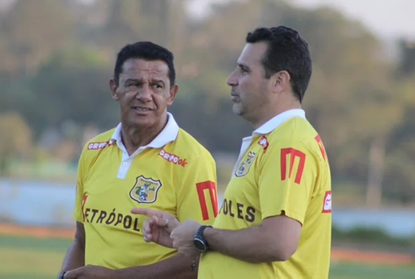 Brasiliense confirma amistosos de pré-temporada contra o URT