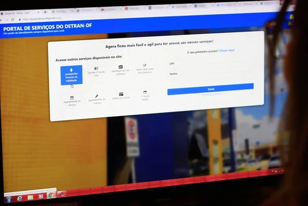 Detran-DF disponibiliza 11 serviços na internet. Confira