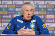 Ancelotti em coletiva de imprensa