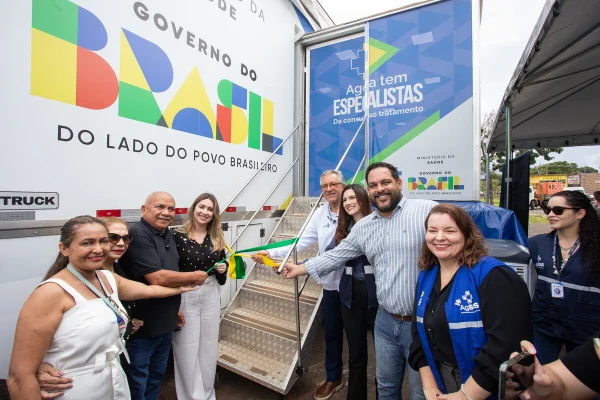 Carreta de saúde da mulher com exames e cirurgias chega a Planaltina