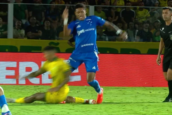 Imagem colorida da partida entre Mirassol x Cruzeiro