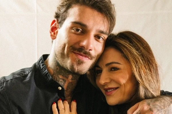 Doença que atinge mãe de Lucas Lucco traz alerta sobre queda de cabelo - Metrópoles