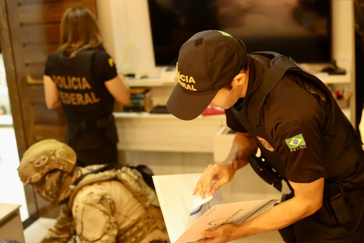 PF investiga grupo armado suspeito de furtar dendê e movimentar R$ 1 bilhão - imagem 25 PF investiga grupo armado suspeito de furtar dendê e movimentar R$ 1 bilhão - imagem 25