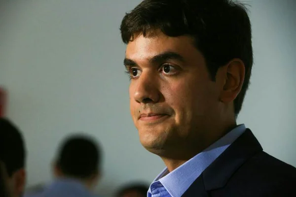 Justiça aceita denúncia e Rafael Prudente vira réu por improbidade