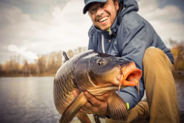 Turismo de pesca está crescendo. Entenda a prática e monte seu roteiro