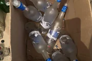 As garrafas eram vendidas a falsificadores de bebidas e de lá chegavam em baladas de SP