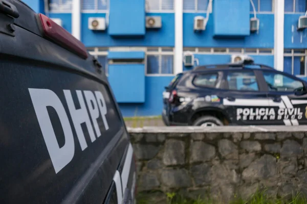 Viaturas da Departamento de Homicídios e Proteção à Pessoa - Metrópoles