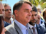 Flávio Bolsonaro disputa segundo turno das eleições presidenciais Flávio Bolsonaro disputa segundo turno das eleições presidenciais