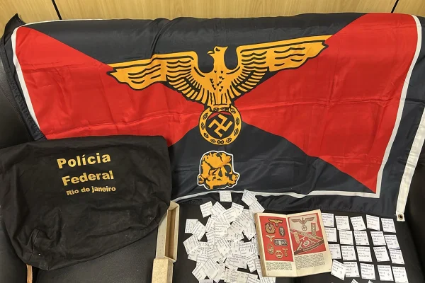 Objetos símbolo nazista