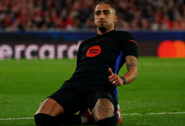 Imagem colorida de Rpahinha comemorando gol - Metrópoles