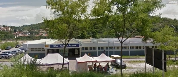 Homem embriagado usa foice para tentar matar mulher em casa