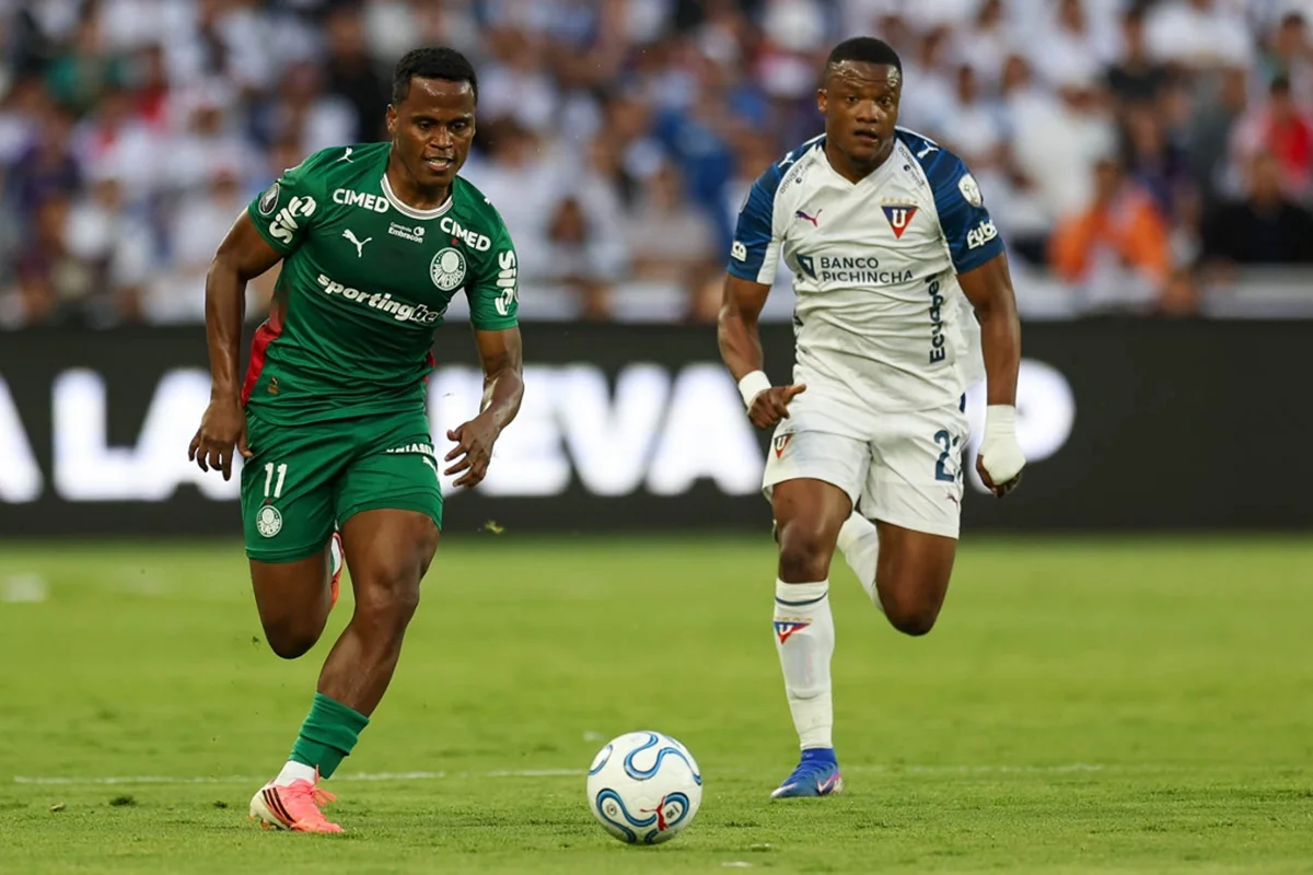 LDU e Palmeiras se enfrentaram em Quito LDU e Palmeiras se enfrentaram em Quito