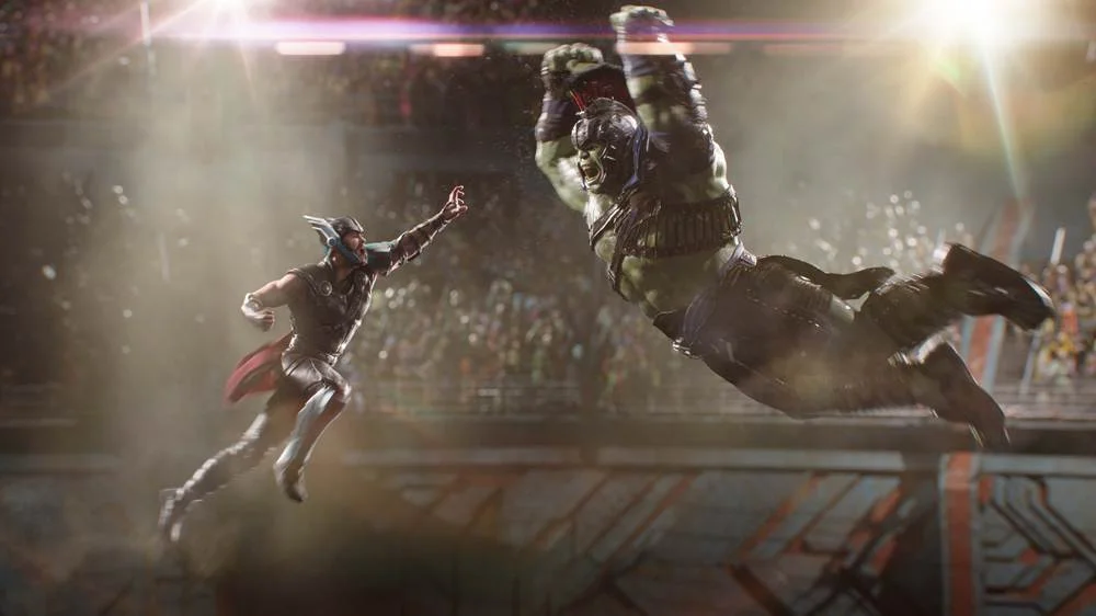 <b>Thor x Hulk: a maior cena de luta do Universo Marvel?</b> A promessa é de duelo no mínimo bombástico na arena de gladiadores em Sakaar. No planeta, Thor é um recém-chegado para um período de exílio sem data para terminar, enquanto Hulk alimenta certa popularidade entre os fãs das lutas. Fica a pergunta: alguém de fato vencerá ou o confronto terminará em empate amistoso? Uma das inspirações para esse novo arco de Bruce Banner é o ciclo de HQs "Planeta Hulk" <b>Thor x Hulk: a maior cena de luta do Universo Marvel?</b> A promessa é de duelo no mínimo bombástico na arena de gladiadores em Sakaar. No planeta, Thor é um recém-chegado para um período de exílio sem data para terminar, enquanto Hulk alimenta certa popularidade entre os fãs das lutas. Fica a pergunta: alguém de fato vencerá ou o confronto terminará em empate amistoso? Uma das inspirações para esse novo arco de Bruce Banner é o ciclo de HQs "Planeta Hulk"