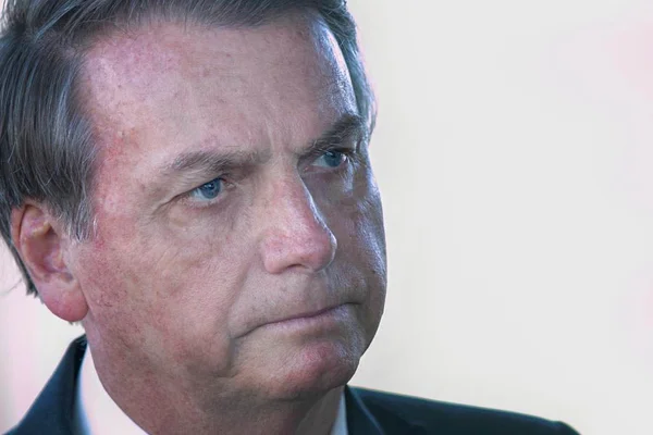 Bolsonaro diz que só falta à posse no Uruguai se “estiver morto”