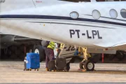 Senador Weverton (PDT-MA) pousa em Brasília em 15/9/2025 após retornar do Maranhão em avião particular